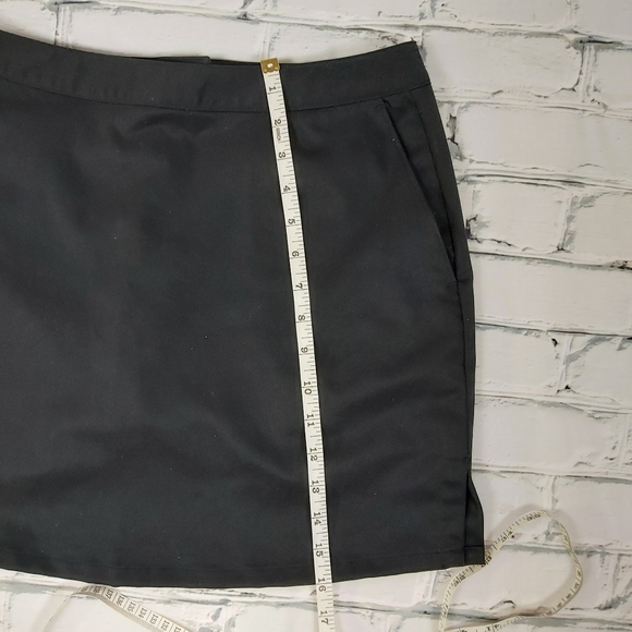 Under Armour Athletic Skorts - Picture 8 of 10